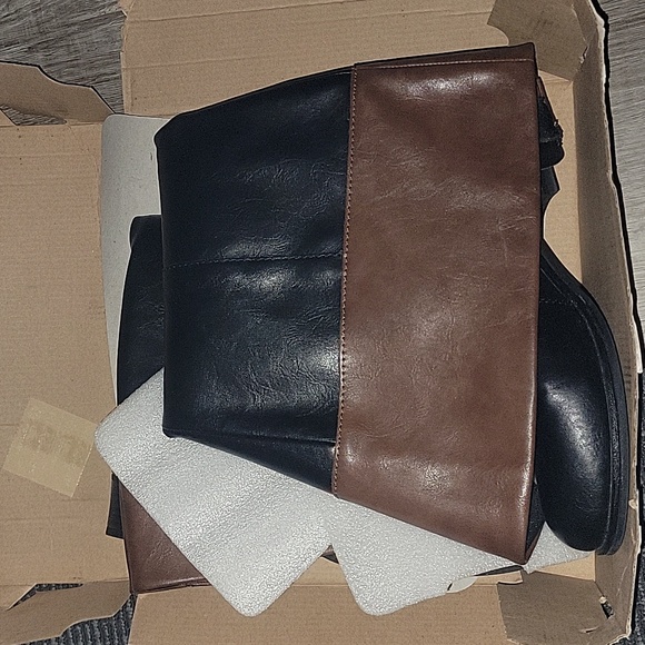 Boots - Picture 2 of 5